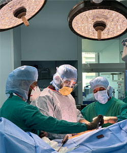 Work In Action with Dr Supreet Bajwa, Hip & Knee Replacement Surgeon, Mumbai, India