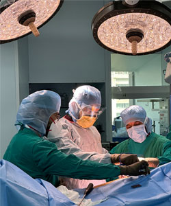 Work In Action with Dr Supreet Bajwa, Hip & Knee Replacement Surgeon, Mumbai, India