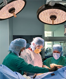 Work In Action with Dr Supreet Bajwa, Hip & Knee Replacement Surgeon, Mumbai, India