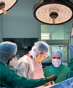 Work In Action with Dr Supreet Bajwa, Hip & Knee Replacement Surgeon, Mumbai, India